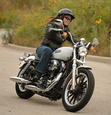 Women+in+bikinis+on+motorcycles