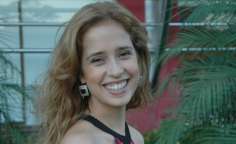 [poder_paralelo_fernanda_lira.jpg]