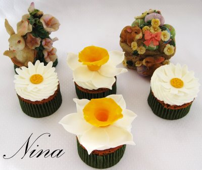 [flowercupcakes02]