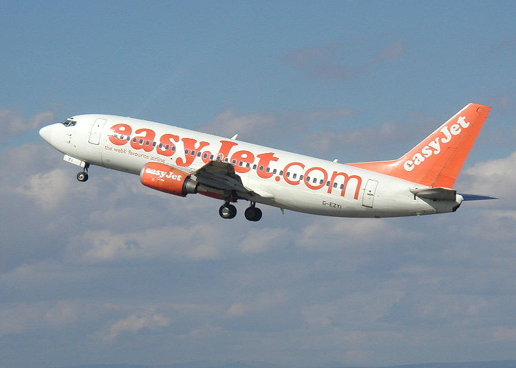 [Easyjet.ezyi.b737.750pix.jpg]