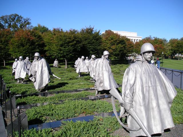 [Statues+2.jpg]