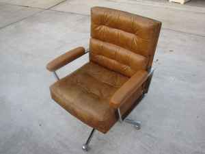 [vintage+chair.jpg]
