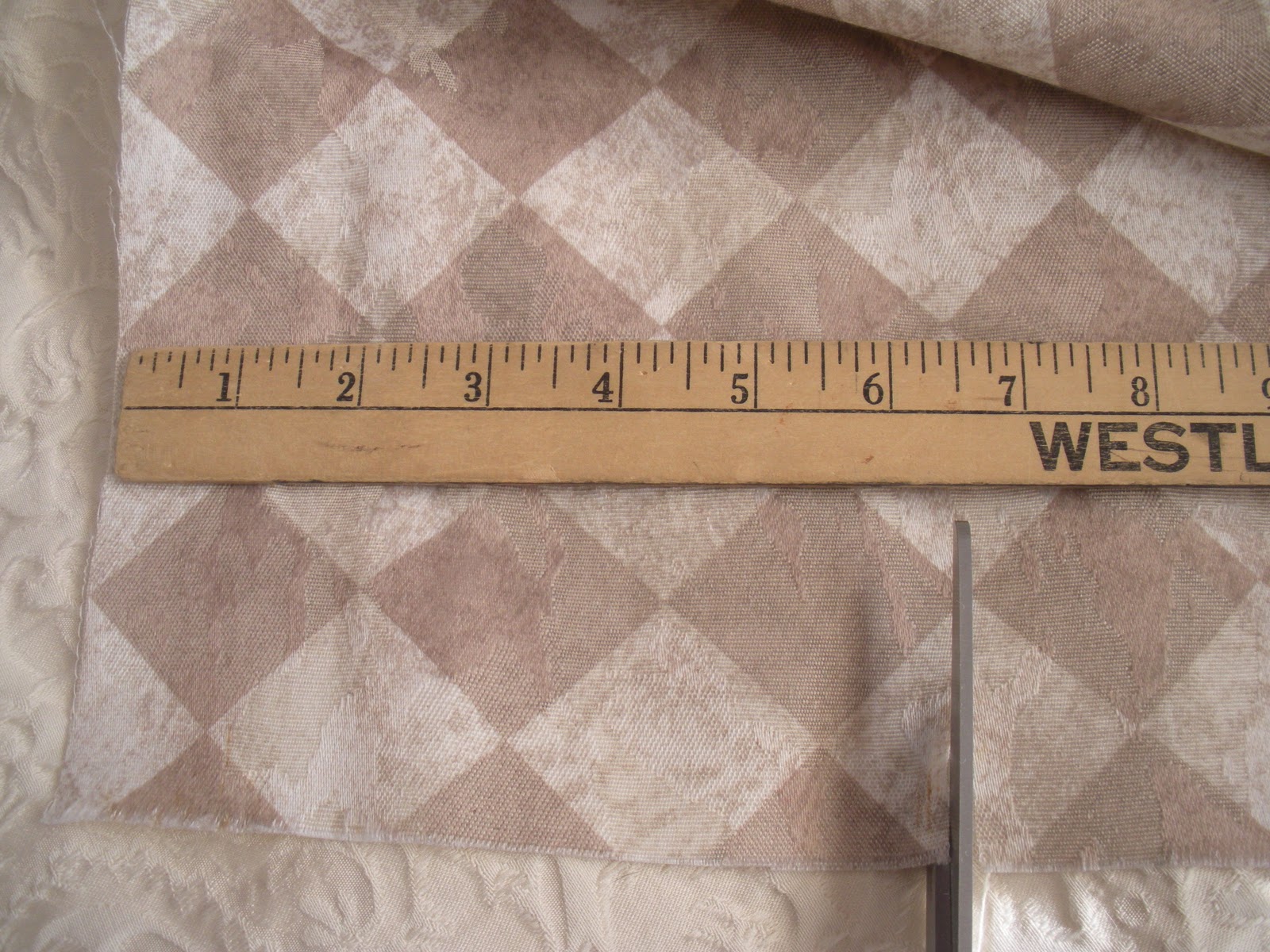 to the Nest Pillow Tutorial