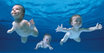 [bebes+flotando.jpg]