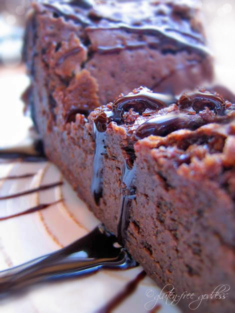 Flourless Chocolate Cake - easy and gluten-free!