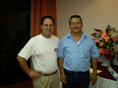 Junto al Presidente de la ONA