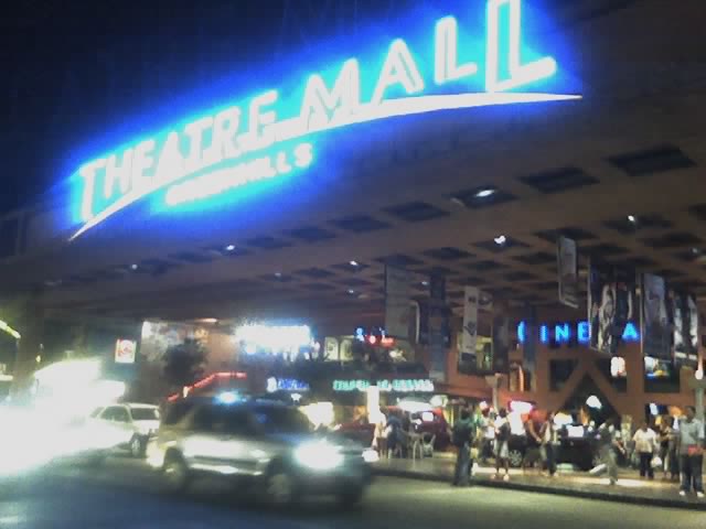 [04-25-06promenadeghills.jpg]