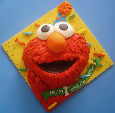  Birthday Cakes on Elmo Birthday Cake To Help Celebrate A Little Boys First Birthday