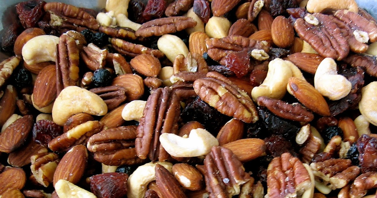 Recipes For Laughter Fruit and Nut Trail Mix