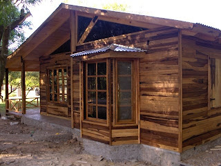 Carpinteria Estilo Campo: CASA DE MADERA