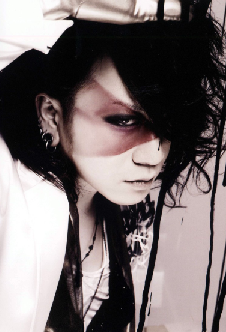 Ruki (Vo & guitar)