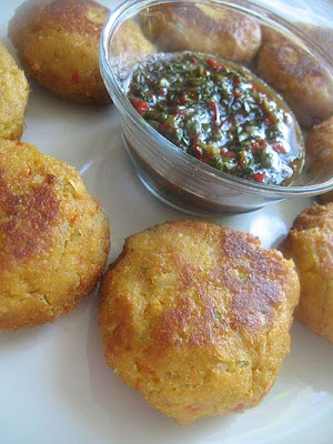 Thai Tempeh Patties with a Red Chili Dipping Sauce