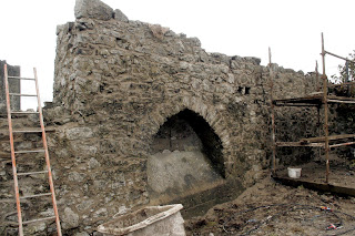 MEDIA IMAGES Conservation Of Medieval Walls In Kilmallock MEDIA IMAGES Conservation Of Medieval Walls In Kilmallock