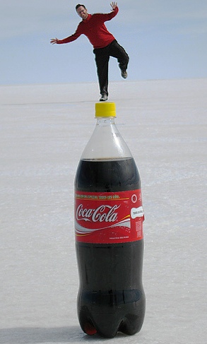 coca cola illusion