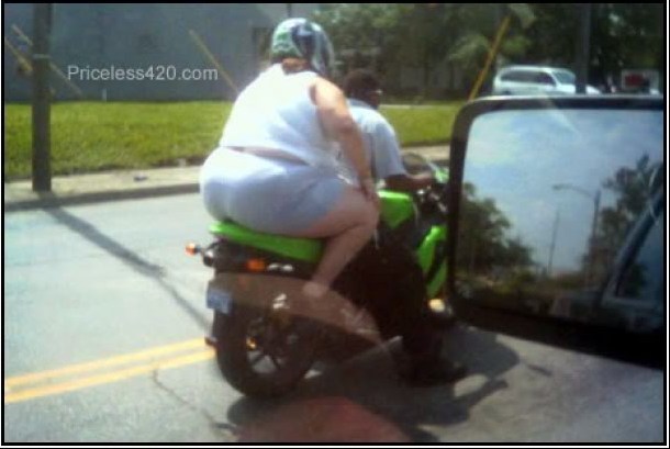 [Demotivator-SPORTBIKES.jpg]