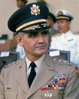 Général Warren A. WALKEN