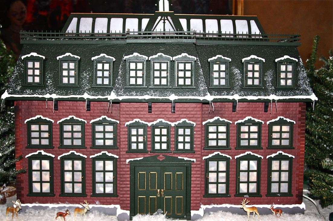 Advent House