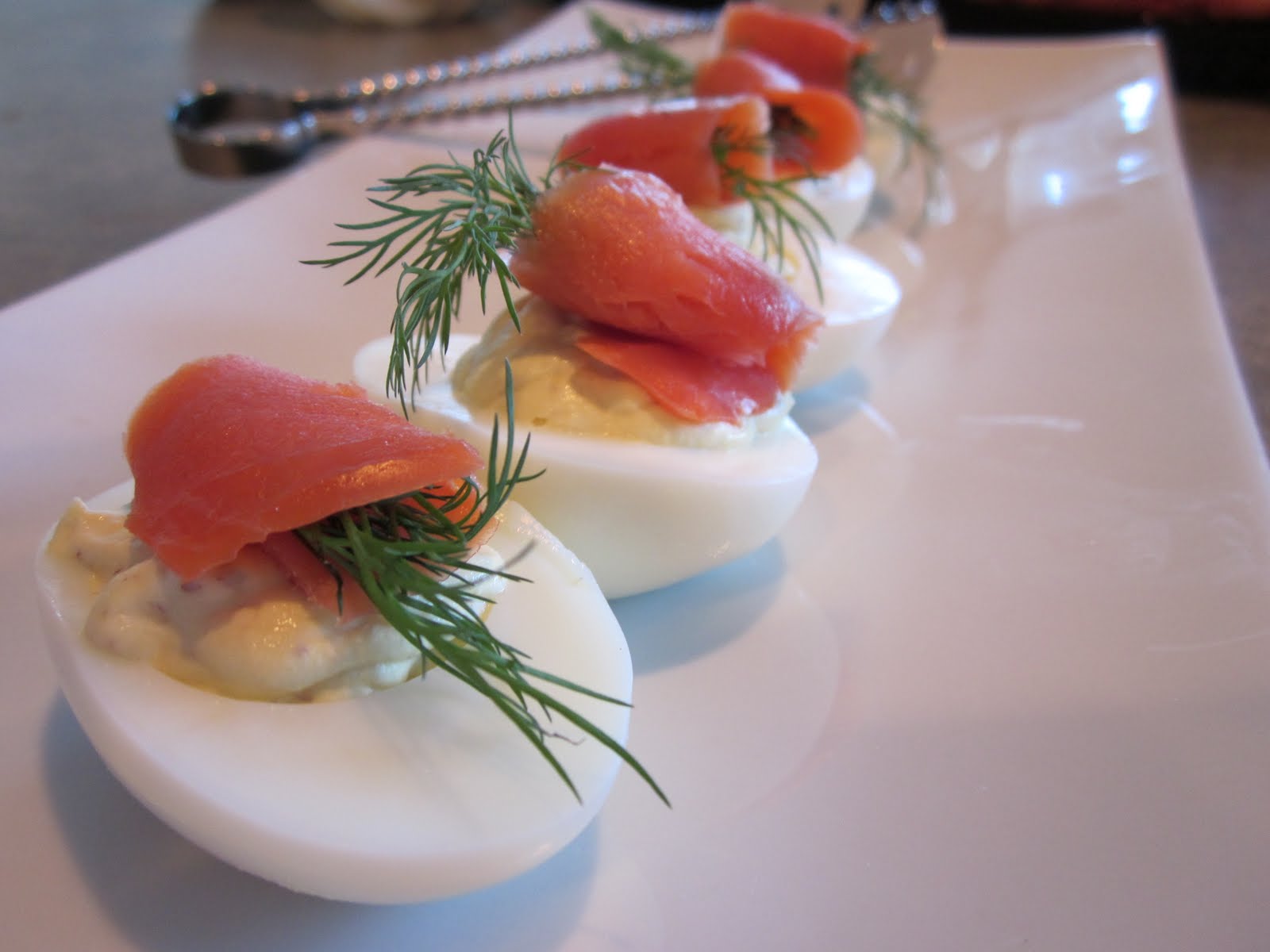 Feasty Geeks Fyllda Ägghalvor (Deviled Eggs with Lox)