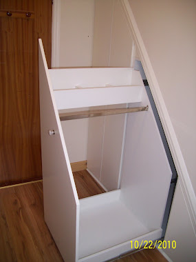 pull-out ,hanging area ,,