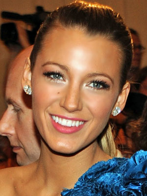 Blake Lively Color on Fabulous Get The Look Blake Lively At The Met Costume Institute Gala