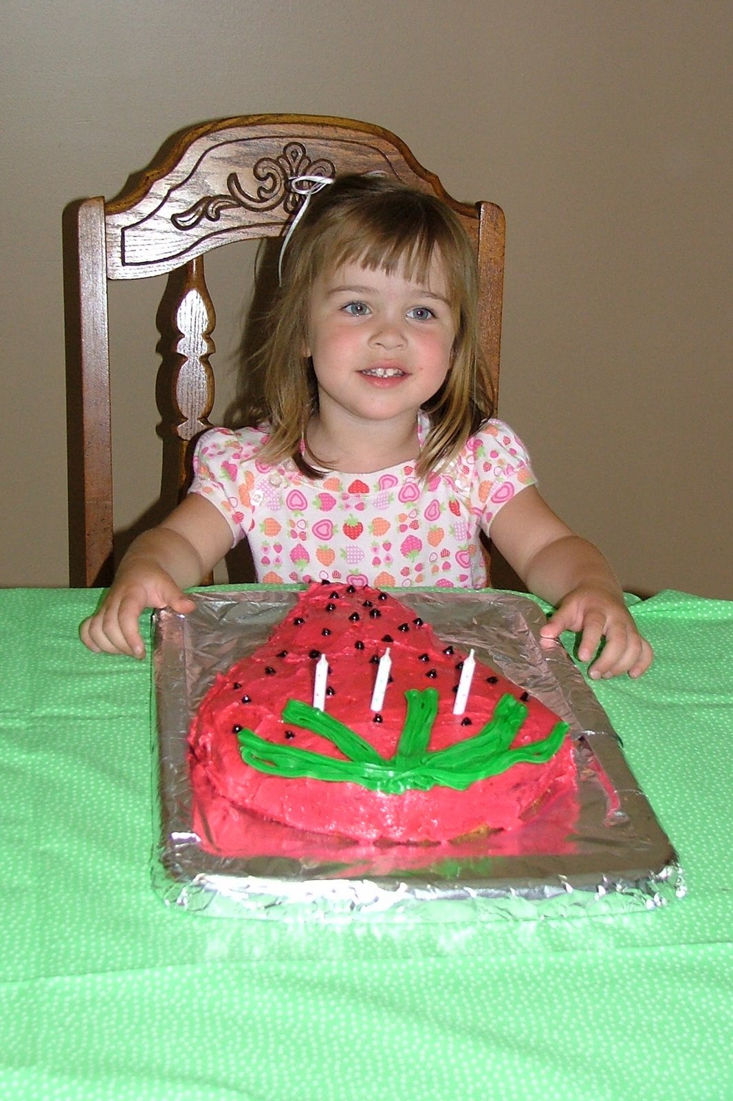 [2008-06-07-37+Riley's+Strawberry+Shortcake+Party.jpg]