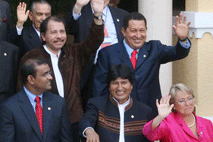 Grupo de Río reconoció propuesta del presidente Chávez para alcanzar paz en Colombia