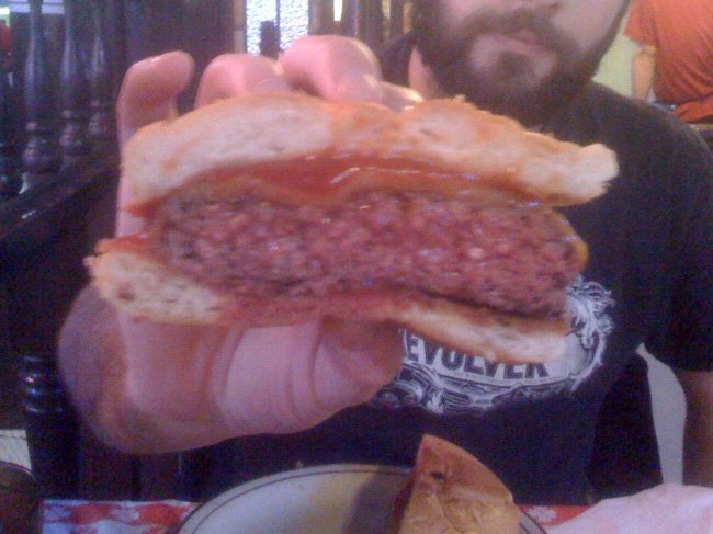 [burger1.jpg]