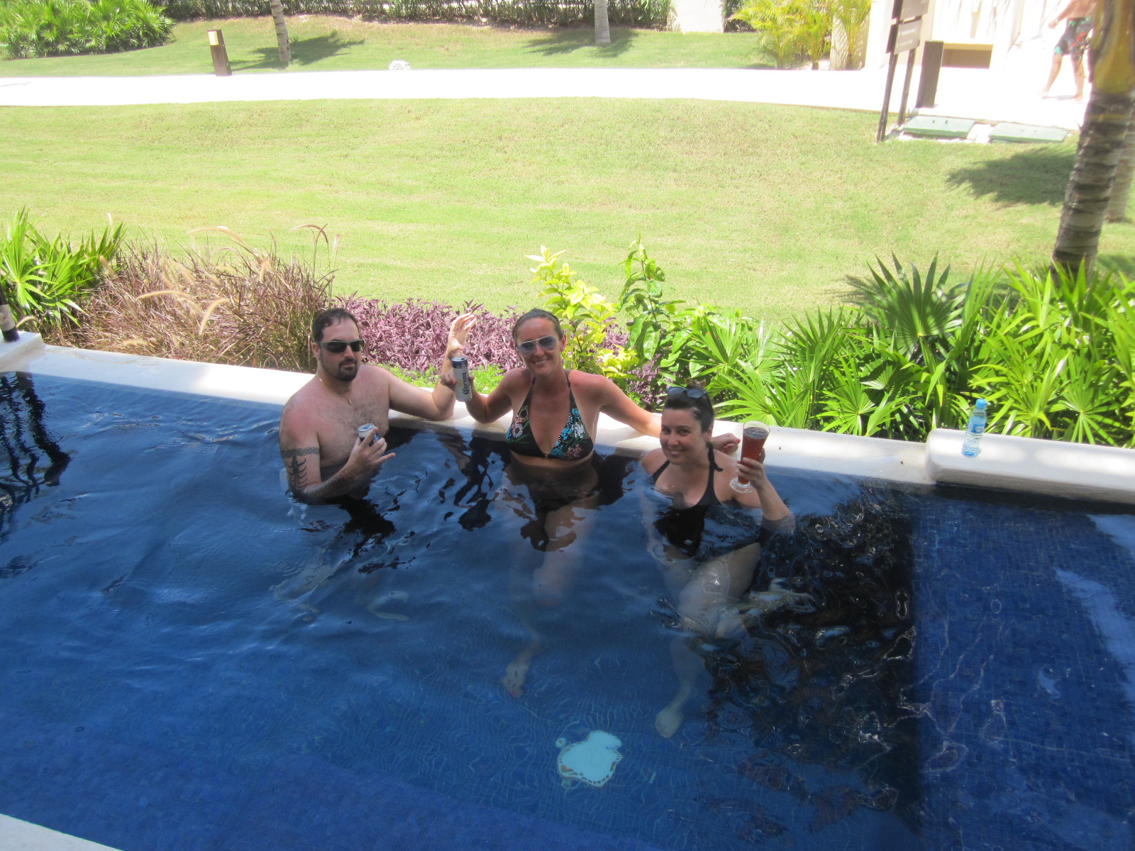 Dreams Riviera Cancun Resort - Poolside Nuptuals.
