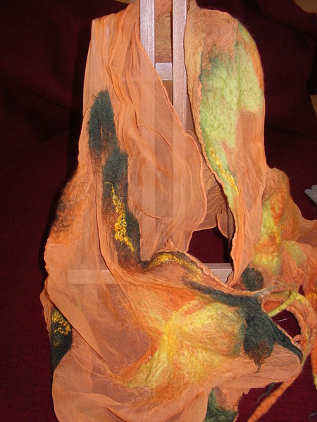 [1240422393-149.jpg]