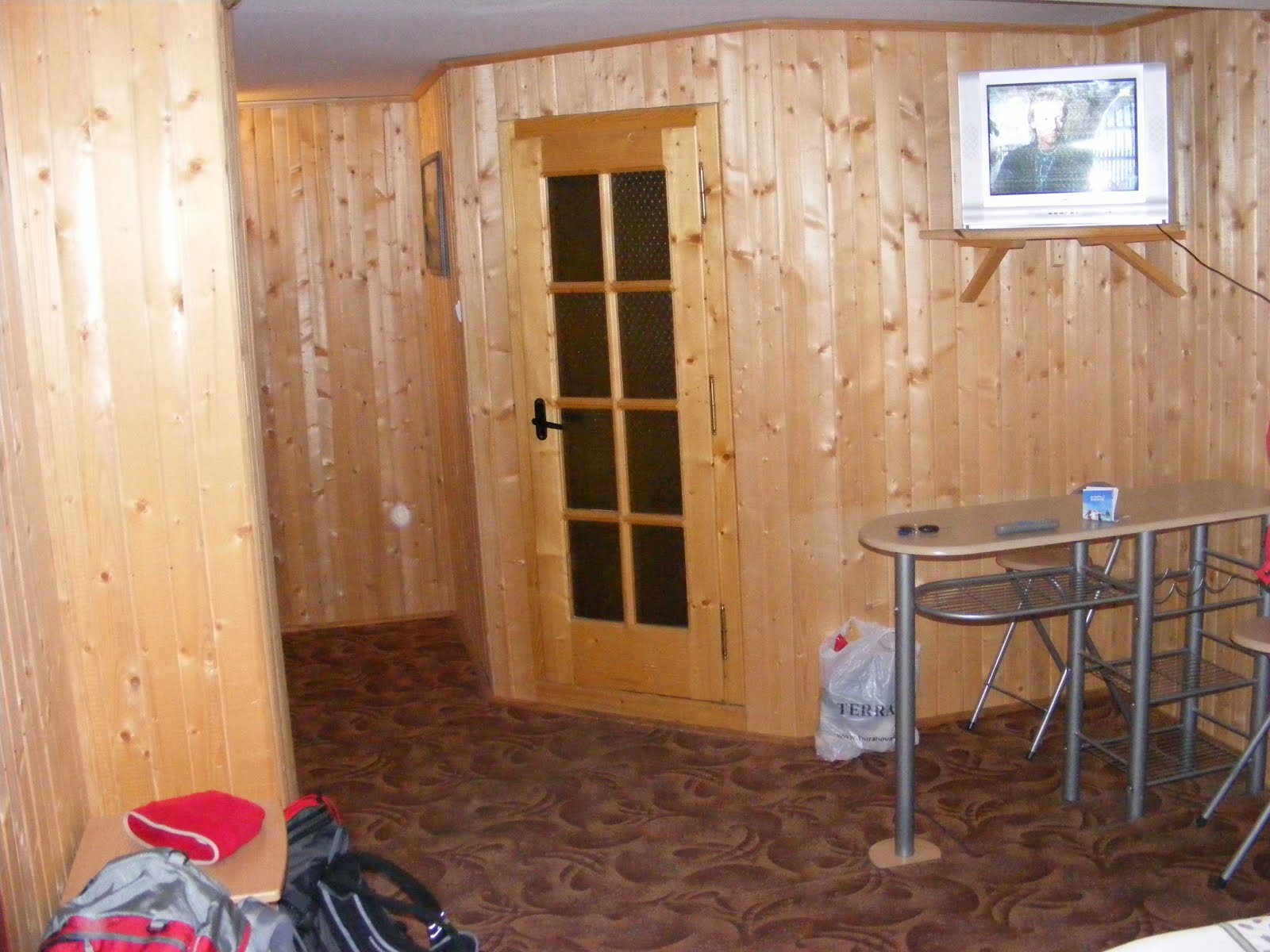 [cazare-motel-interior2.jpg]