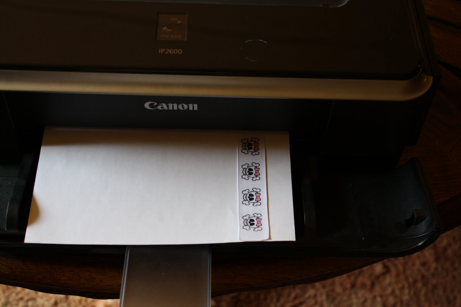 Little Cubs Boutique How to print on ribbon