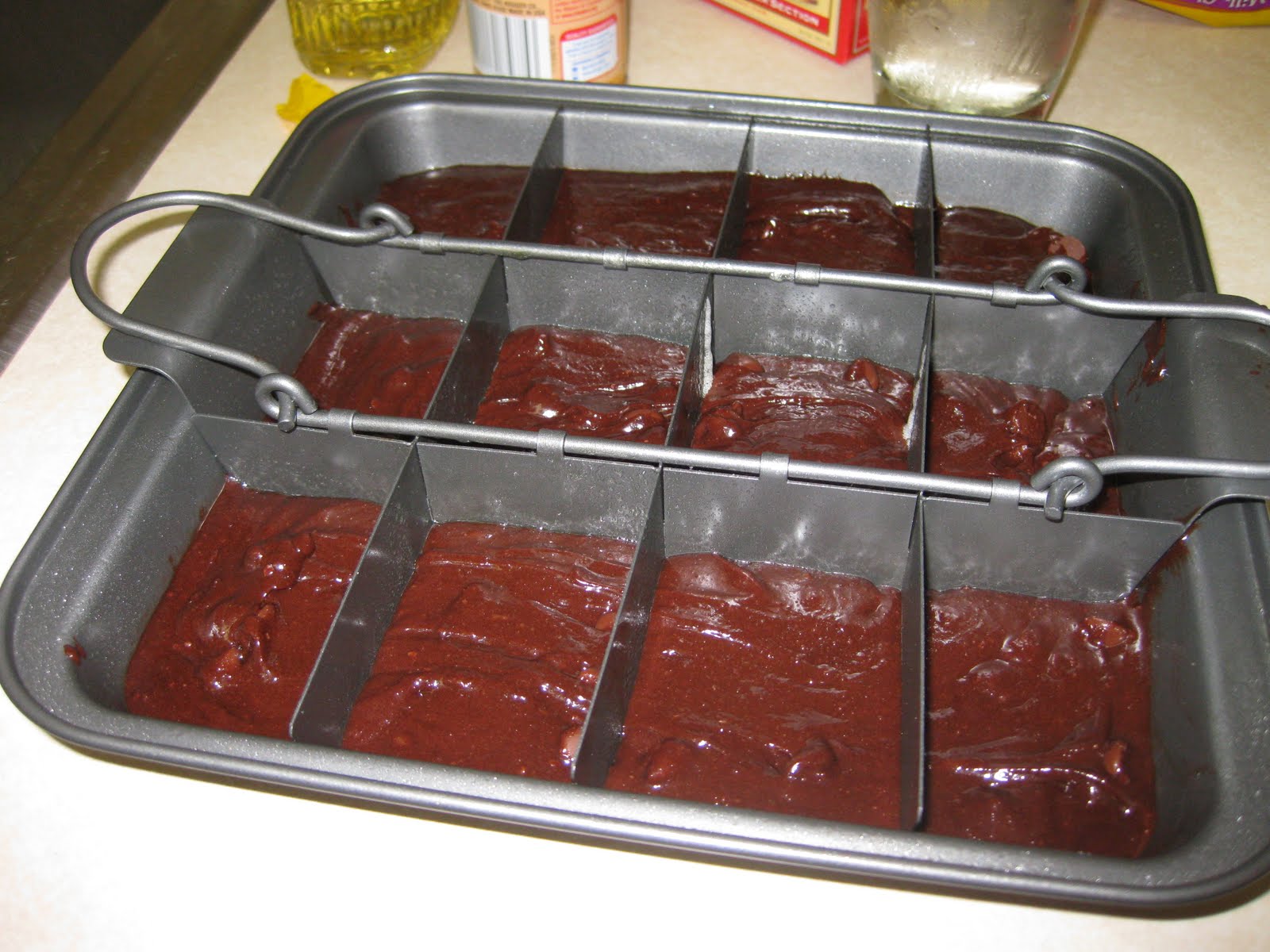 Dawn Ray of Sunshine Perfect Brownie Pan = Perfect Brownies