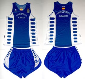 EQUIPACION 2009