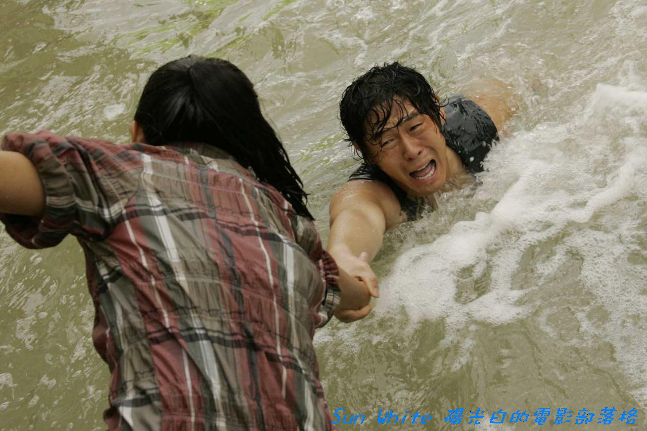 [Tsunami大浩劫+劇照2.jpg]