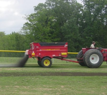 [topdresser.JPG]