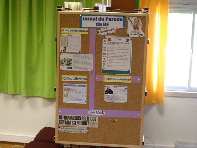 [JornalParede2.JPG]