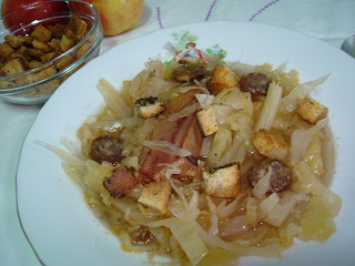Articole culinare : Supa de varza si carnati (Kapustnica)