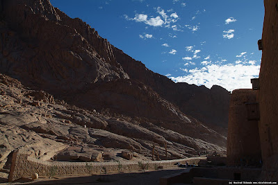 دير‏ ‏سانت‏ ‏كاترين في جنوب سيناء .. Wall+monastery+St.+Catherine,+Sinai,+Egypt.