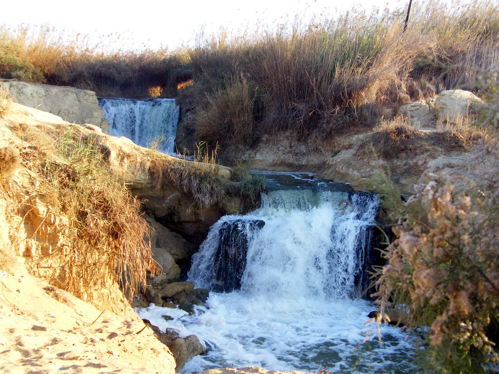 ترفيهيه Wadi+Al+Rayan+Waterfall+-+Al+Fayoum+-+Egypt