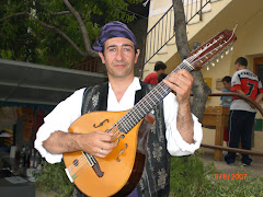 PROFESOR DE RONDALLA