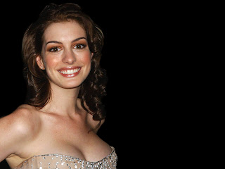 Free non watermarked wallpapers of Anne Hathaway at Fullwalls.blogspot.com