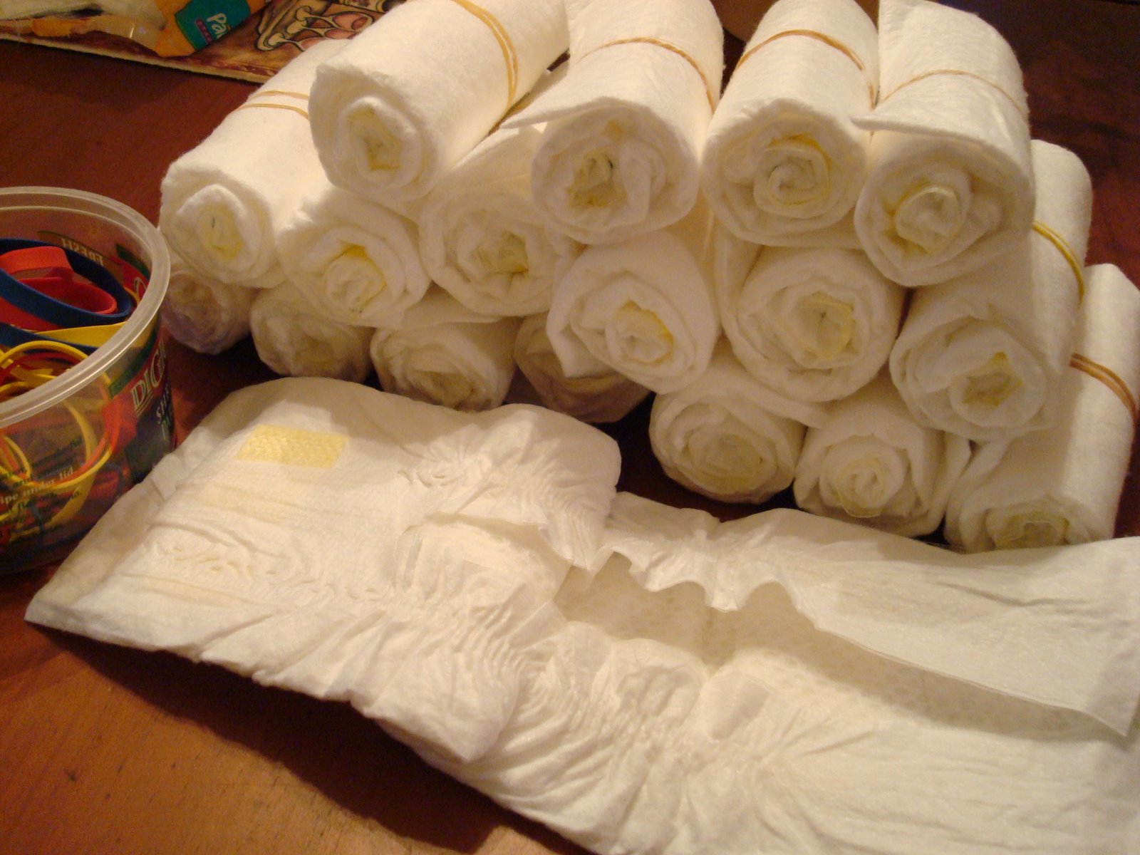 [Diaper+Cake+Tutorial+004.jpg]
