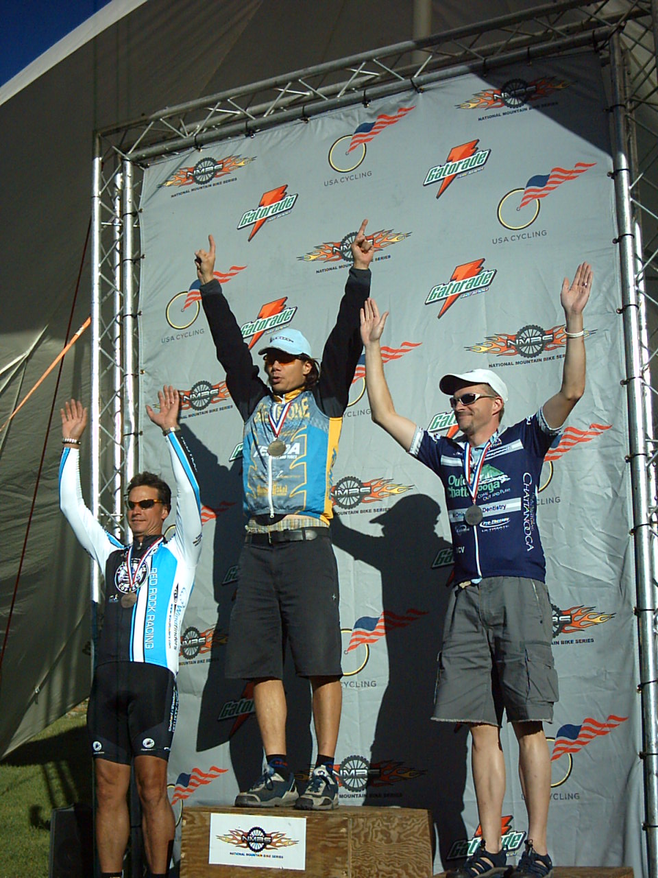 [Utah+2006+King+James+on+podium.jpg]