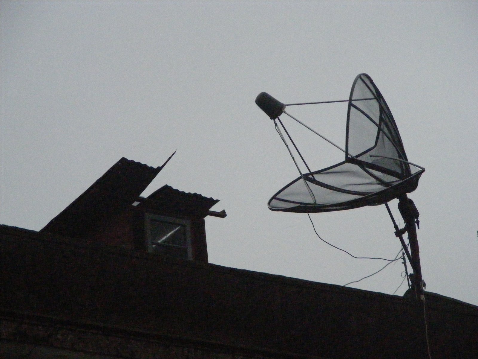 [image004.jpg]