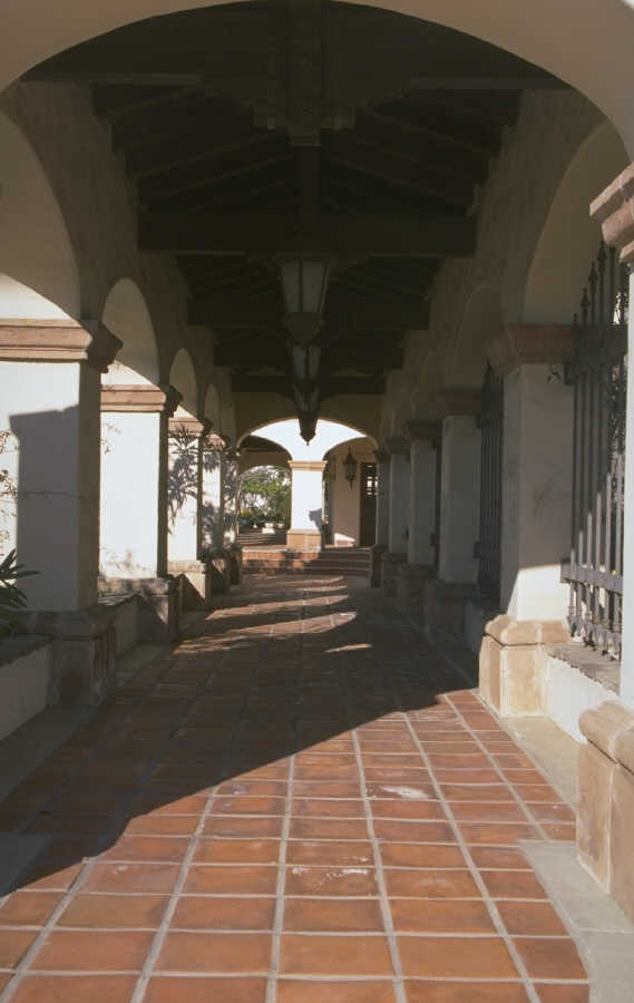 [P0100023.JPG]