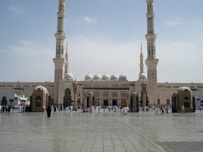 Al nawabi mosque front view