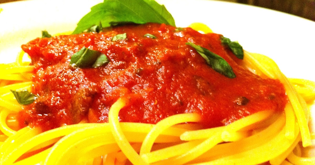 Cooking The Amazing TOMATO SAUCE