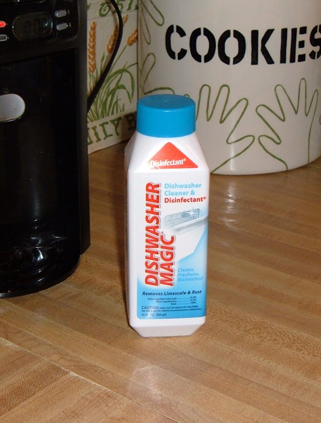 Pop it in the dishwasher, Pop it in the dishwasher,