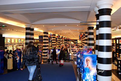 TOT PASSEJANT Avinguda de la Llum de Barcelona