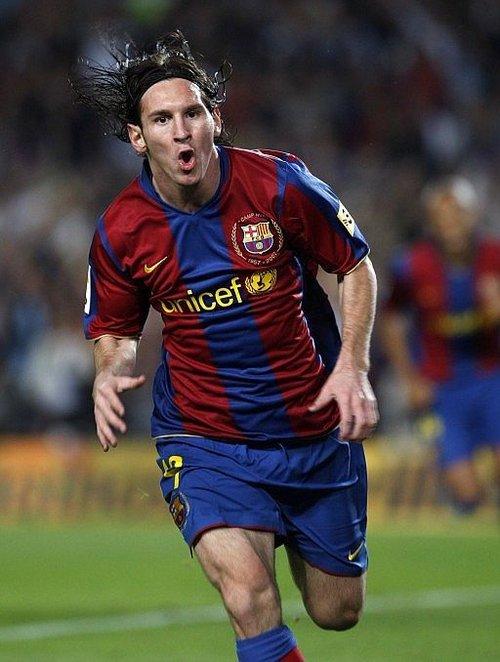 lionel messi wallpaper 2010. Lionel Messi FIFA World Player